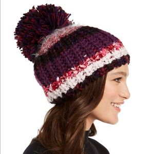 Multi-texture beanie